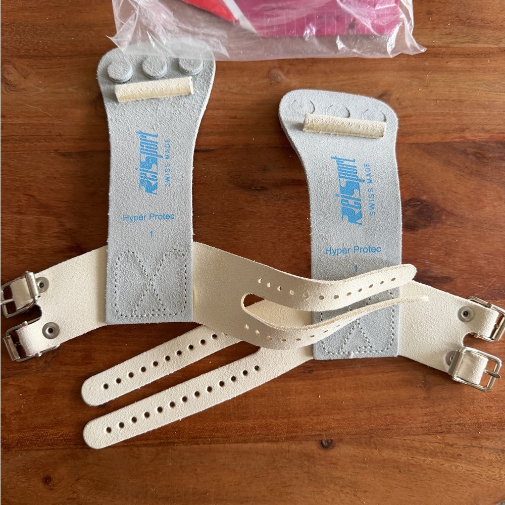 Reisport hyper protec high bar grips size 1 new